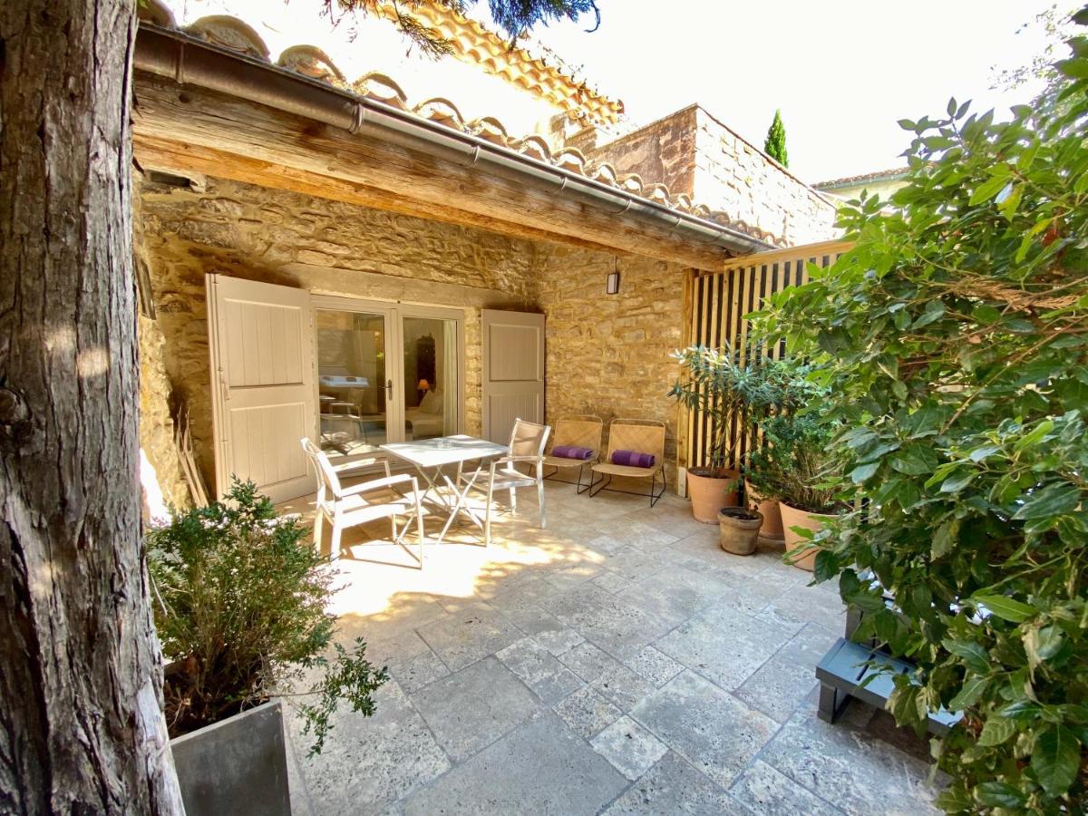 La Maison Des Vendangeurs - Table D'Hotes Le Soir Du Jeudi Au Dimanche- Jacuzzi - Balneo Spa - Acces Piscine Pour Toutes Les Chambres Sauf Studio Coquet- Piscine De Mai A Mi-Octobre Martignargues Bagian luar foto